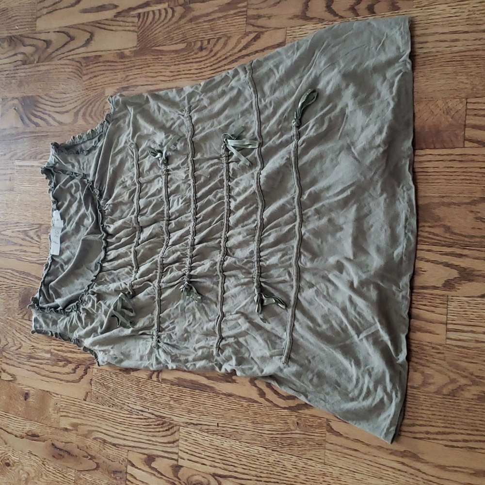 (M) Ruched Solid Color Top Ruffle Relaxed Fit Casual Bohemian Soft Slinky